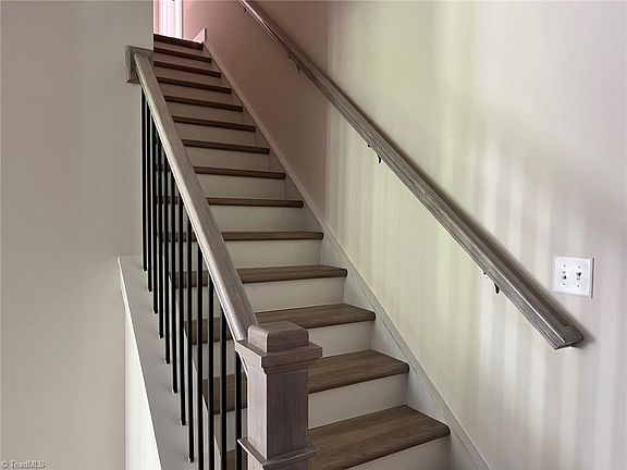 3rd image of 1210 Harbor Crossing Way