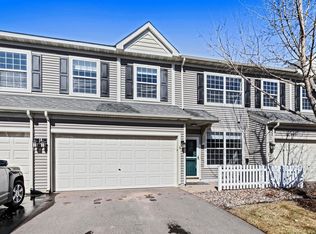 4577 Victor Path UNIT 5, Hugo, MN 55038