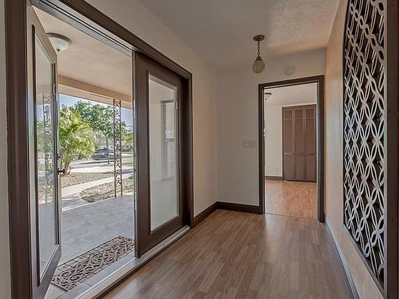 3rd image of 20319 Macon Pkwy #1