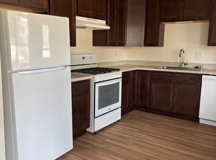 224 W Falls Rd, Grafton, WI 53024