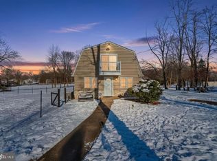 2623 East Ln, Levittown, PA 19054