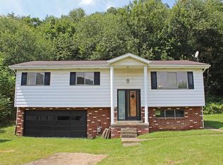 6659 Veterans Blvd, Chester, WV 26034