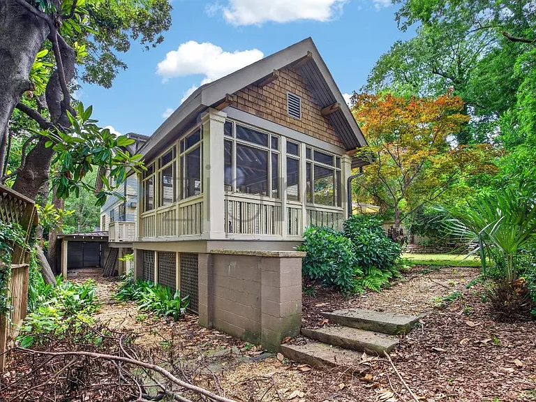 811 Verner St NW — Photo 33