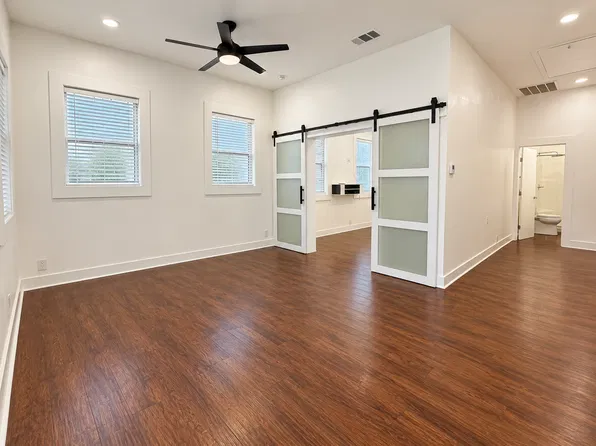 421 Devine St #1, San Antonio, TX 78210