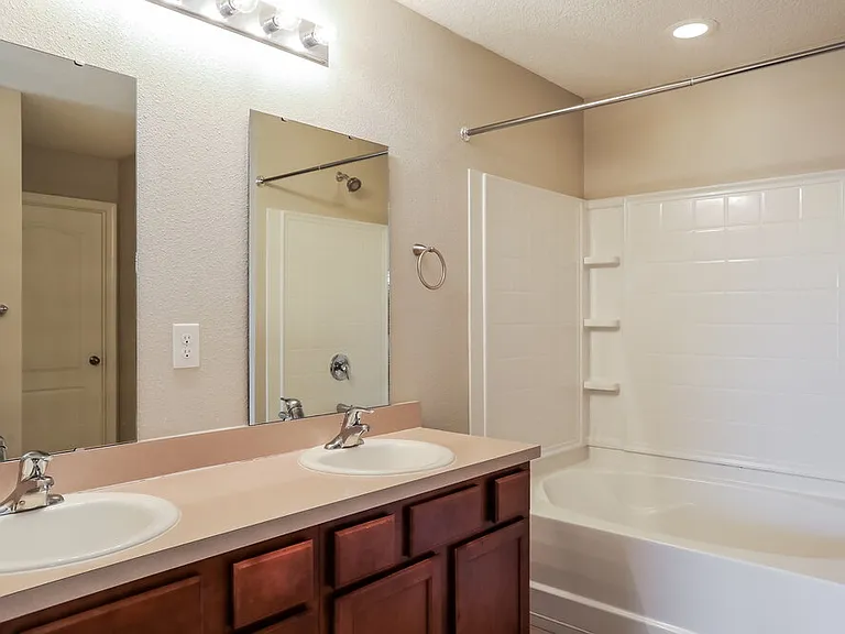 3251 Canyon Falls Dr — Photo 12