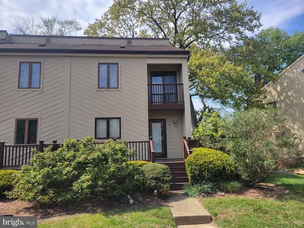 43 Chatham Ct, Dover, DE 19901