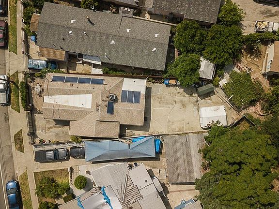 5th image of 841 El Paso Dr