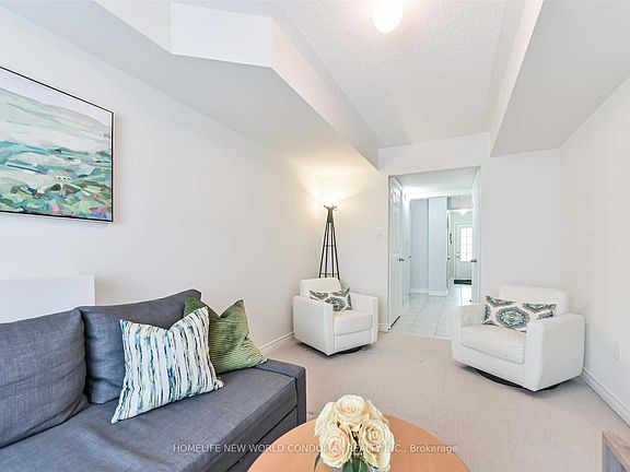 3rd image of 101 Dundas Way