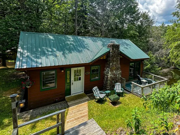 237 Gilbert St, Old Forge, NY 13420