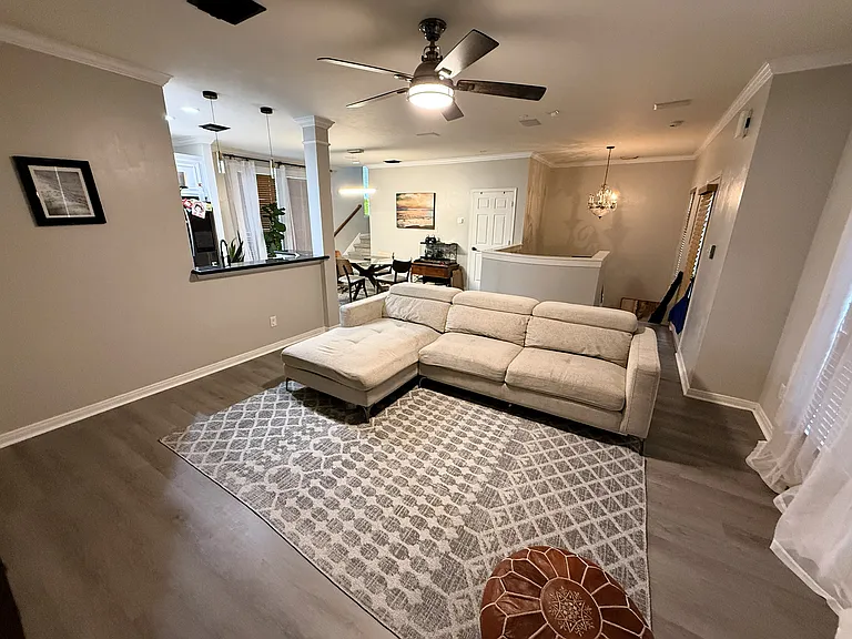 2248 La Branch St — Photo 11