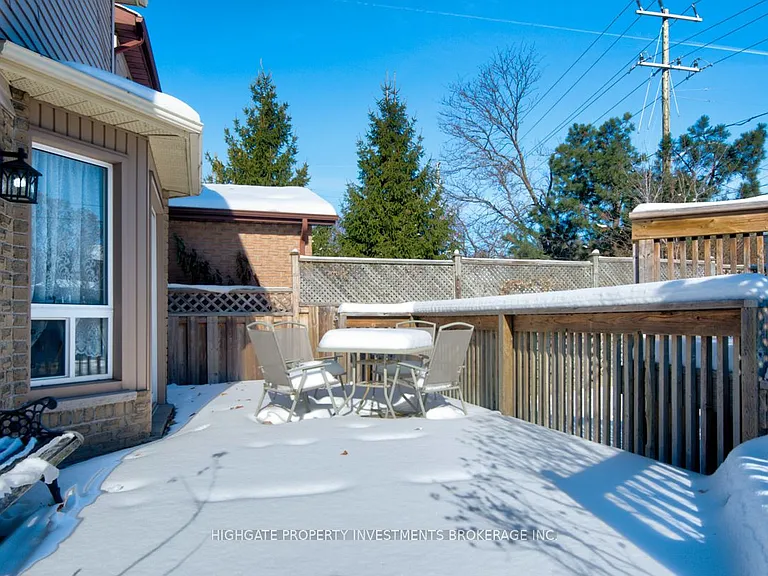 913 Dyer Ct — Photo 25