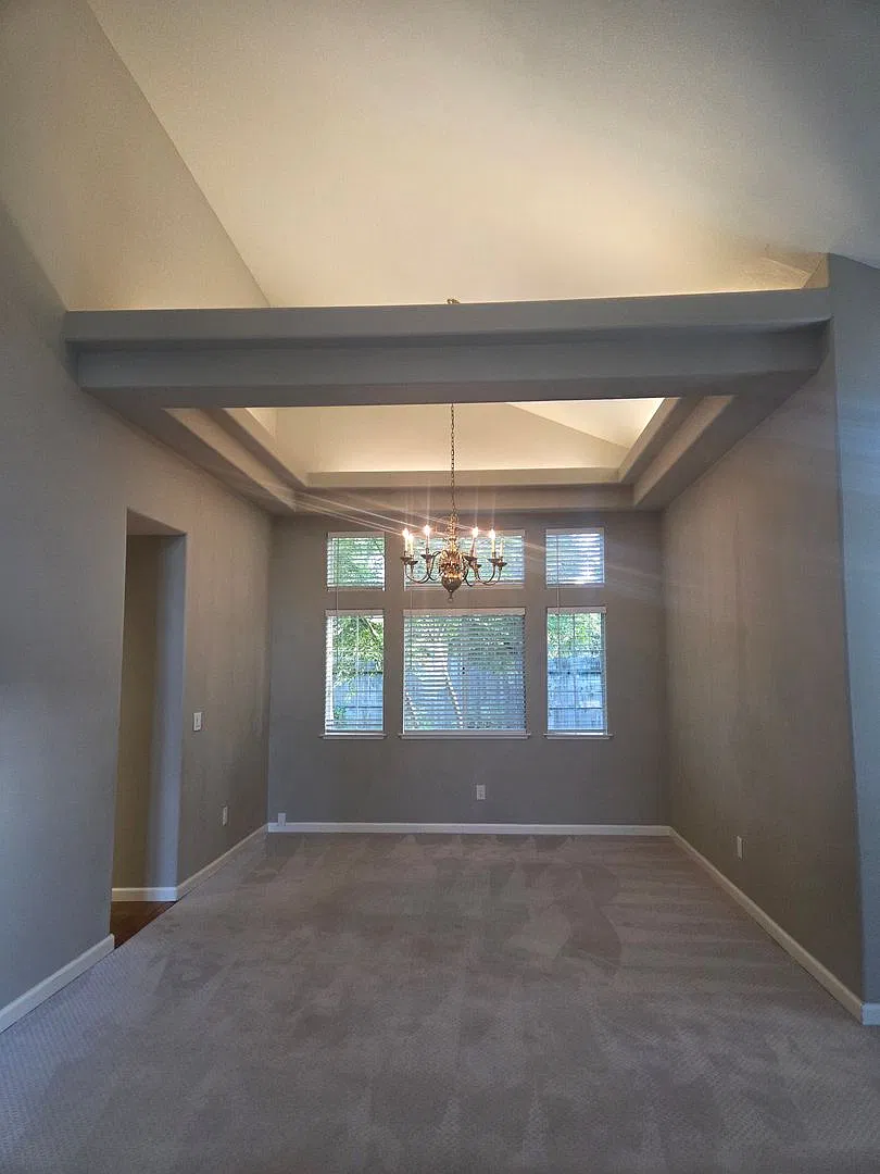 A spacious 4 Bdrm + Office, 3 Bath — Photo 4