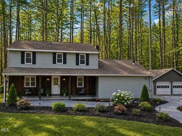 1011 Middleline Road, Ballston Spa, NY 12020