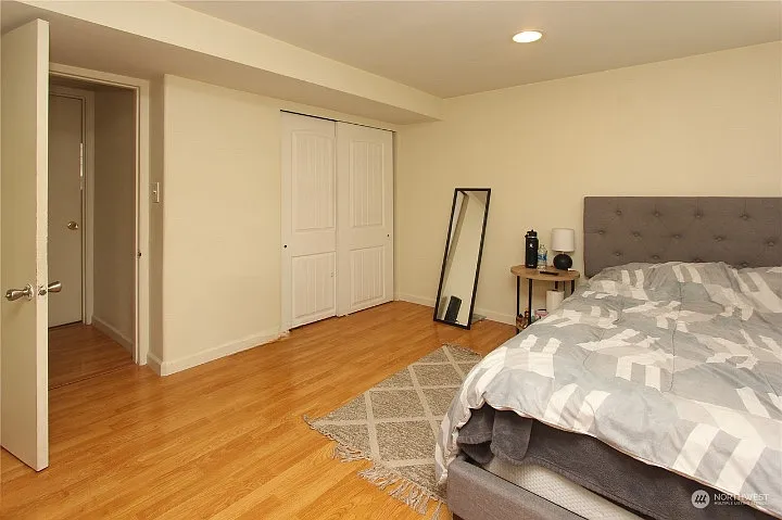 5309 7th Ave NE — Photo 13