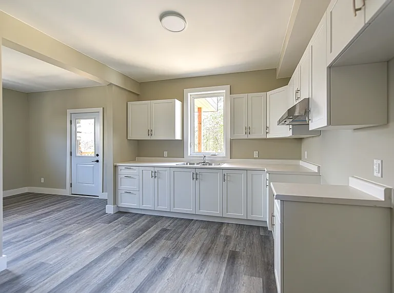177 Parkview Ave #2 — Photo 11