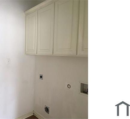 4th image of 4033 Cottage Park Ct