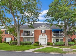 2 Hickory Hill Rd APT E, Buffalo, NY 14221