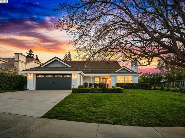 5058 Monaco Dr, Pleasanton, CA 94566