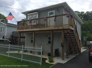 90 Oak St, Keansburg, NJ 07734