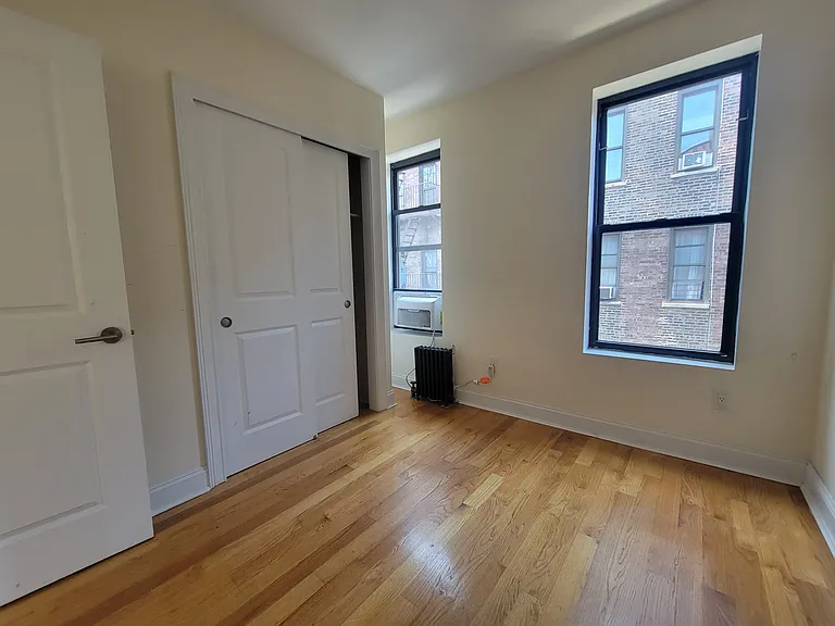 3143 Broadway #1F — Photo 7