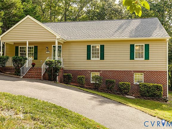 2nd image of 3207 Ludgate Rd