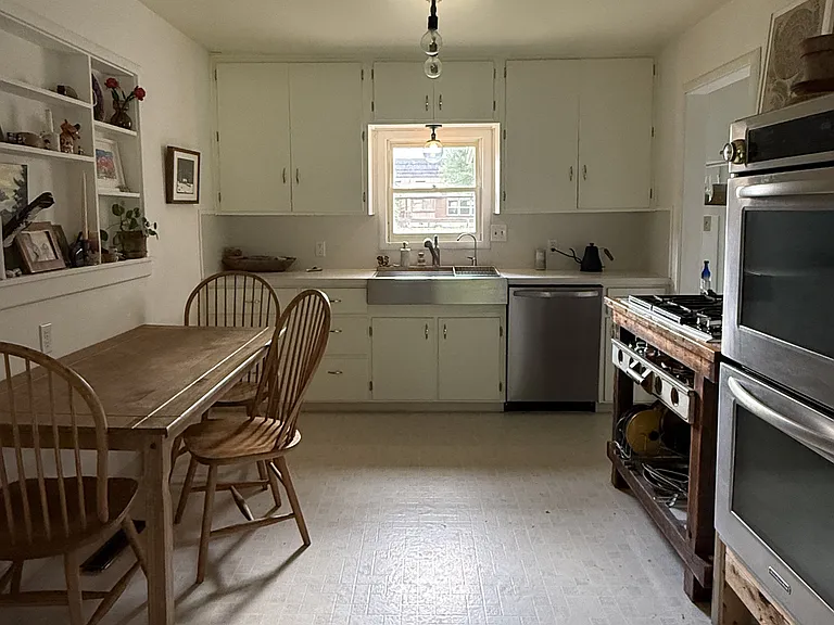 980 Wenzel Ln — Photo 10