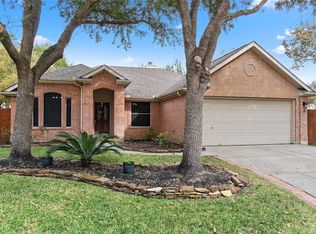 18206 Cobblestone Dr, Cypress, TX 77429