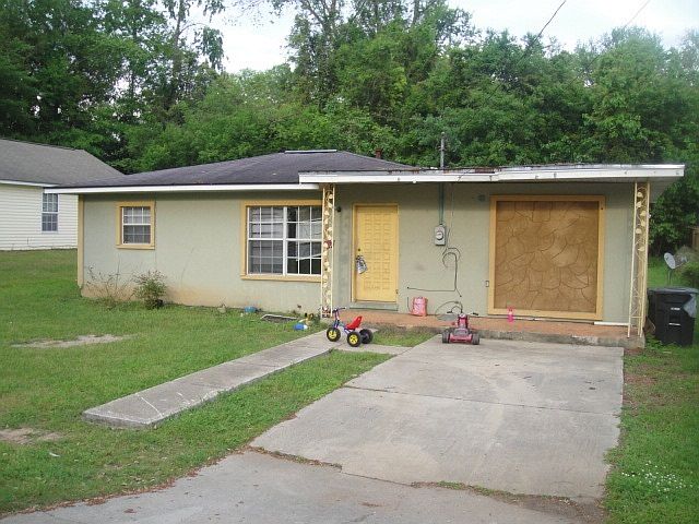 1st image of 2607 Holton St