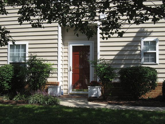 3rd image of 602 Hazeltine Ct #A