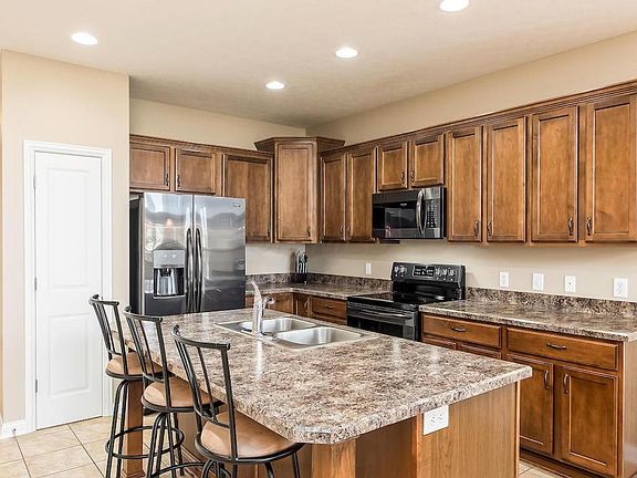 4th image of 1429 Idlewild Dr