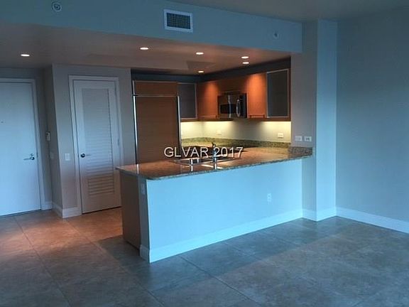 4th image of 222 Karen Ave Unit 903