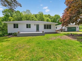 1976 Kathy Dr, Whitmore Lake, MI 48189
