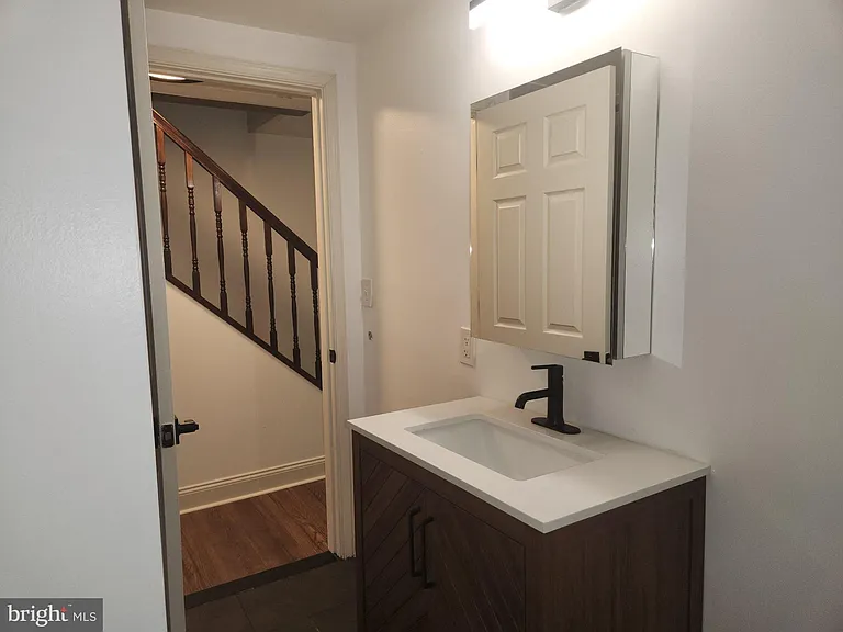 3856 Terrace St — Photo 24