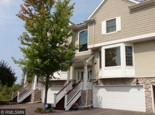 956 Fairfield Ct, Minnetonka, MN 55305