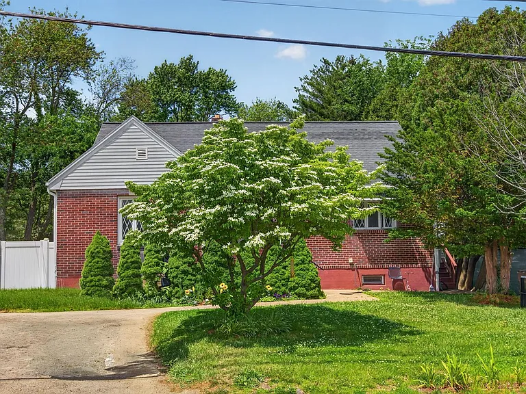26 Beulah St — Photo 36