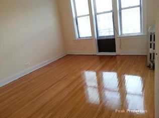 623 W Addison St, Chicago, IL 60613