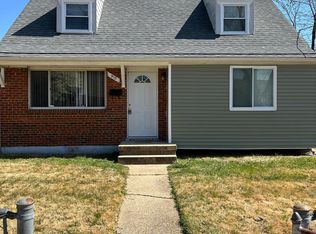 910 Highview Dr, Capitol Heights, MD 20743