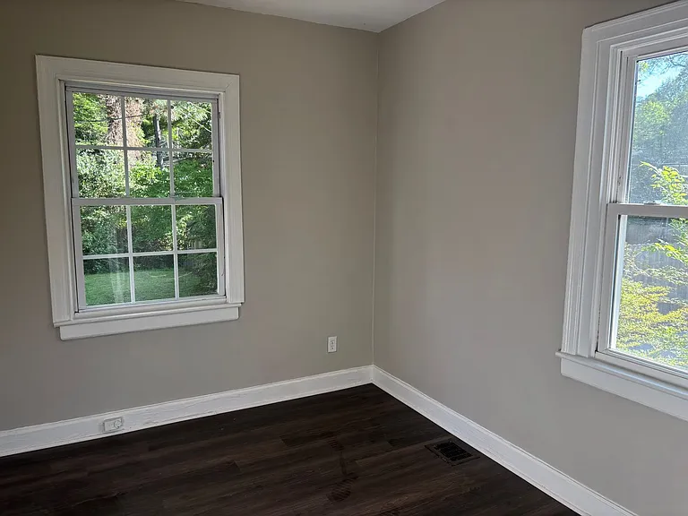 2565 Brentwood Pl — Photo 17