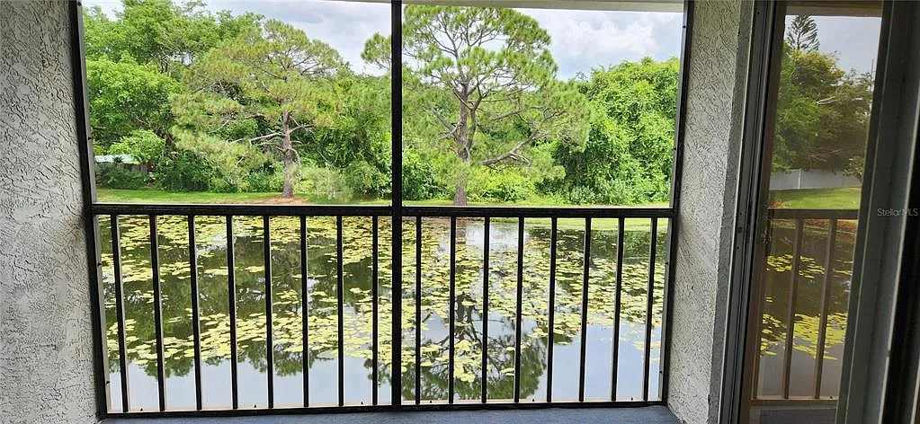 2 bed, 2.0 bath, 960 sqft, $1,650 — Photo 4