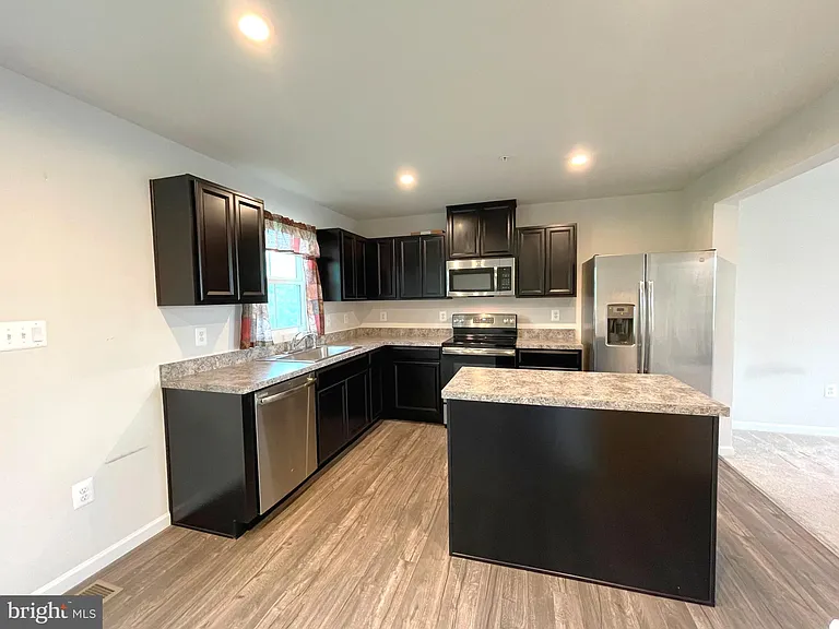 46350 Sandbar Ln #C — Photo 9