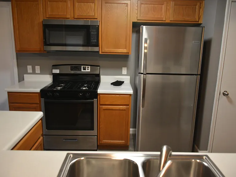 1803 Greening Way — Photo 9