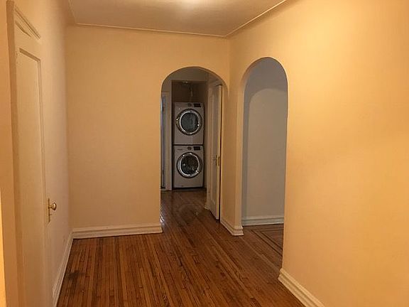 3rd image of 45 Hawthorne St APT 3E