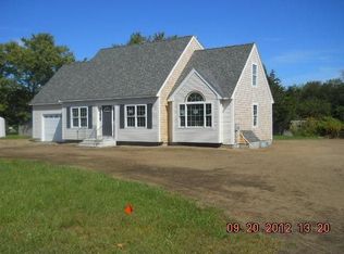 9 Knoll Top Rd, Forestdale, MA 02644