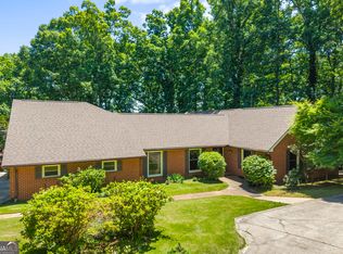 511 Rhodes Dr, Elberton, GA 30635