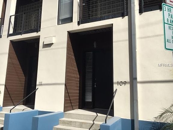 2nd image of 217 N 12th St APT 109