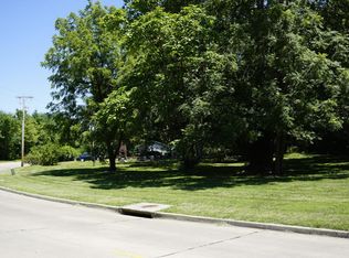 2209 McHaney Rd, Harrisburg, IL 62946