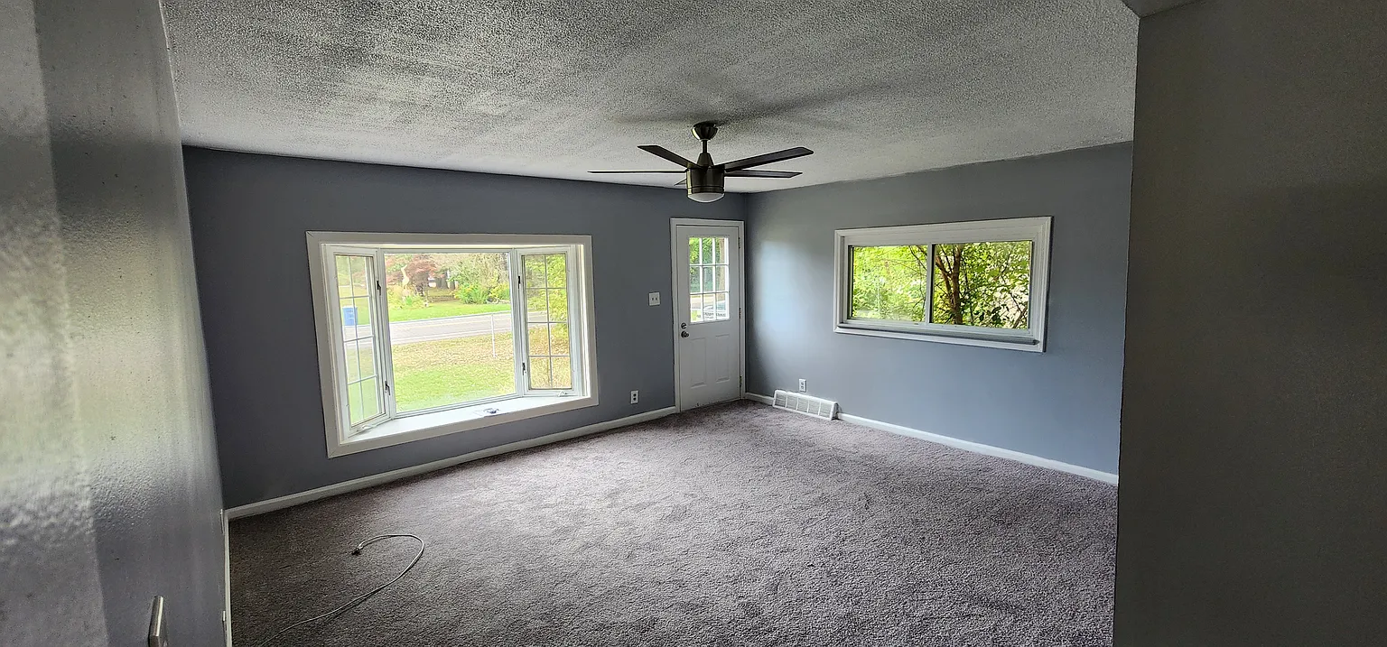6455 Andersonville Rd photo 1