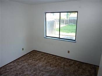 3rd image of 3590 Binghamton Dr