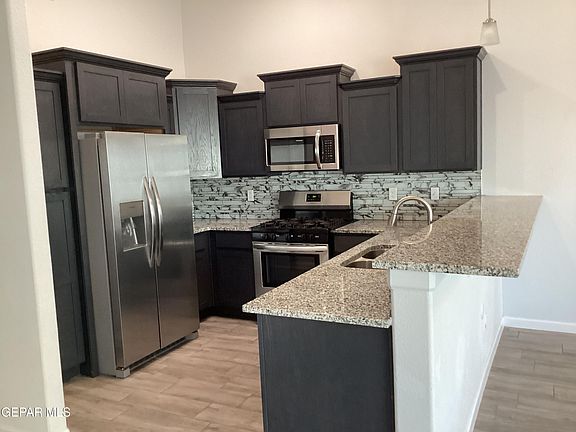 4th image of 918 Nickel Hill Ave