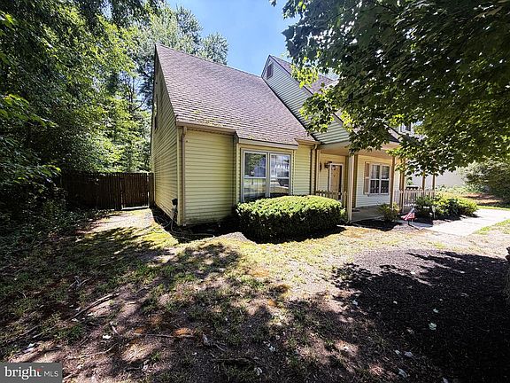 2nd image of 29 Argyle Ave